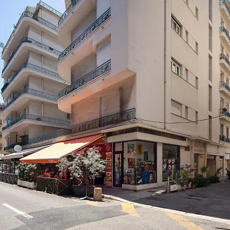 La Terrasse Zen Five Stars House *