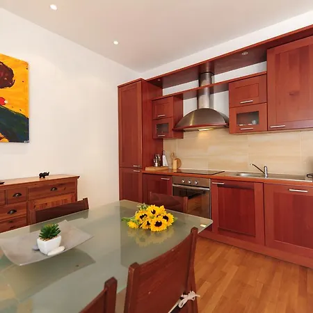 Apartment La Terrasse Zen Five Stars House